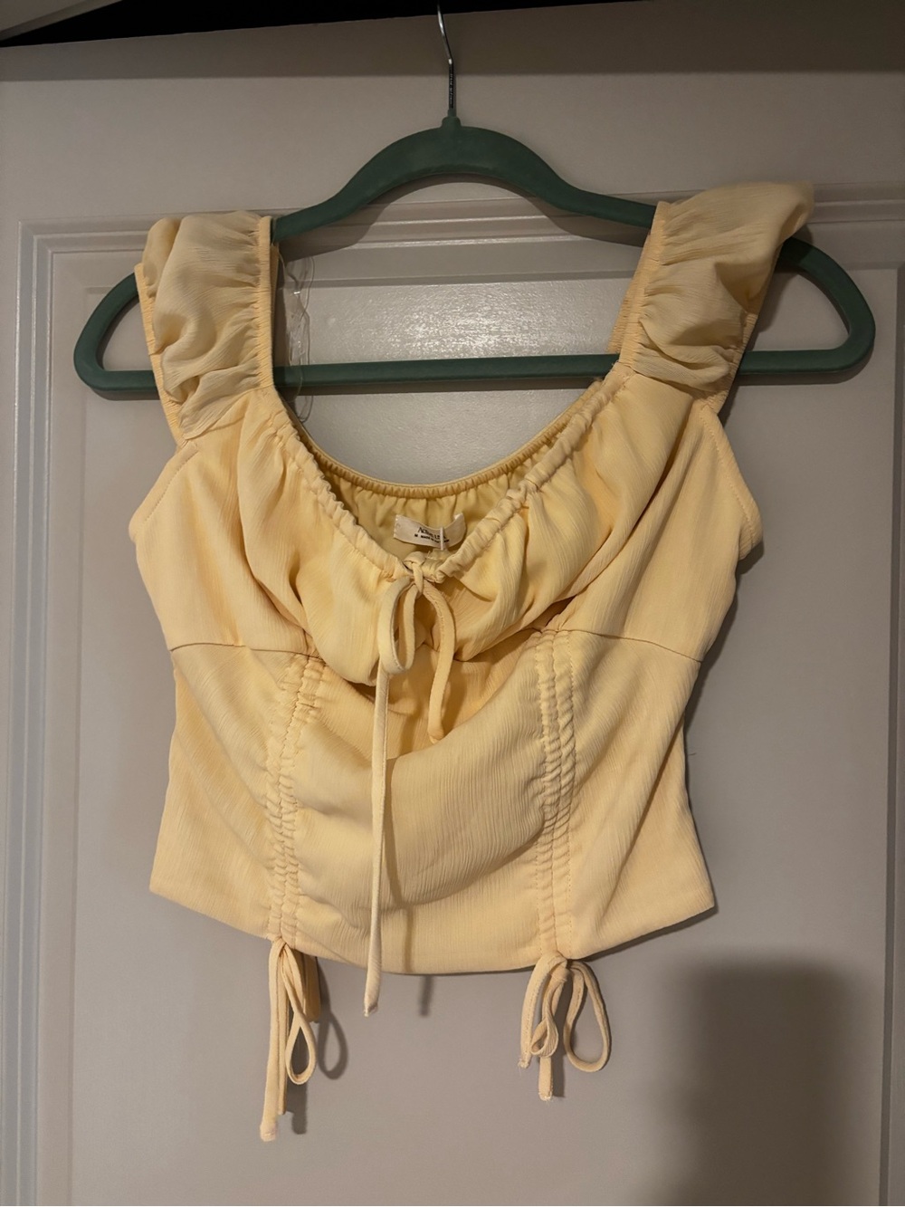 Active USA Pale Yellow Ruffle Tie-Front Crop Top